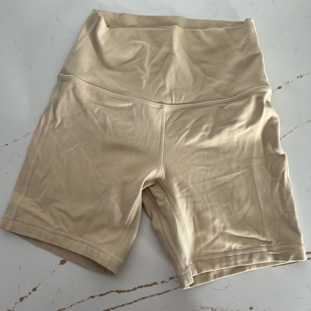 Lululemon Tan Spandex